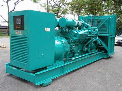 玛多如何选择适合 100KW 发电机的电缆长度？