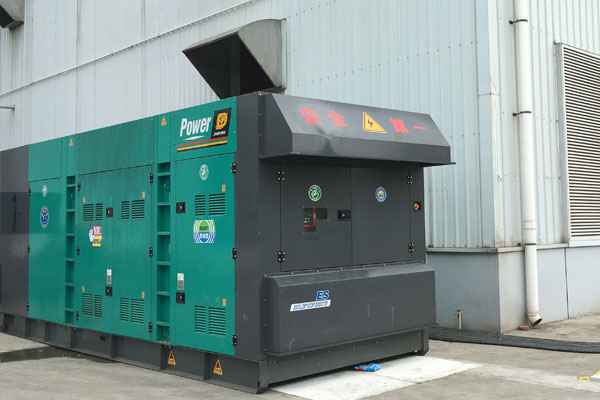 玛多燃油滤清器的更换流程是怎样的？