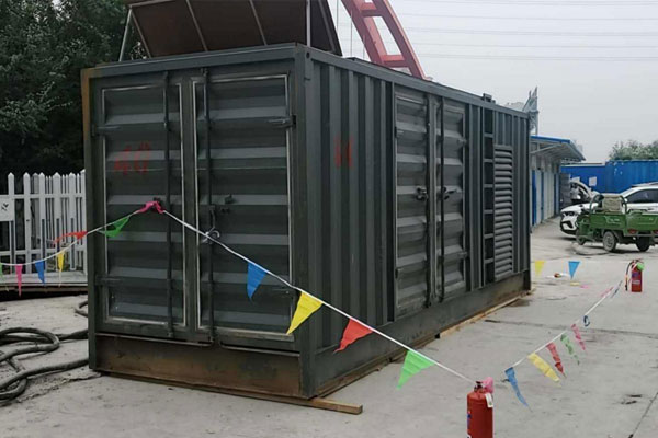 玛多发电机租赁空气滤清器多久更换一次？