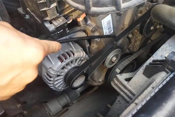 玛多转速传感器的工作原理是什么？