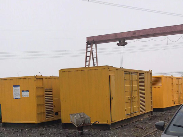 玛多100kw柴油发电机组每小时油耗？