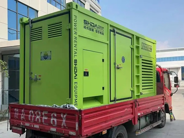 玛多更换水冷式机油散热器的密封件时，如何选择合适的密封胶？